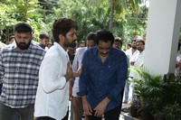 Celebrities Condolences to Allu Kanakaratnam